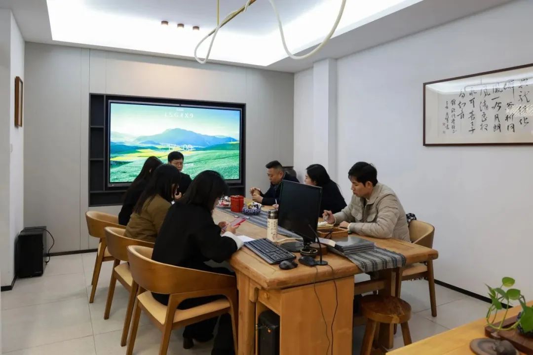 1705384744374426.jpg 640 (100).jpg